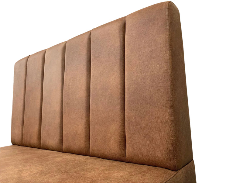 files/coyote_booth_seating_5.jpg