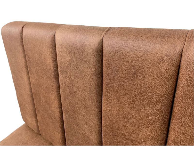 files/coyote_booth_seating_7.jpg