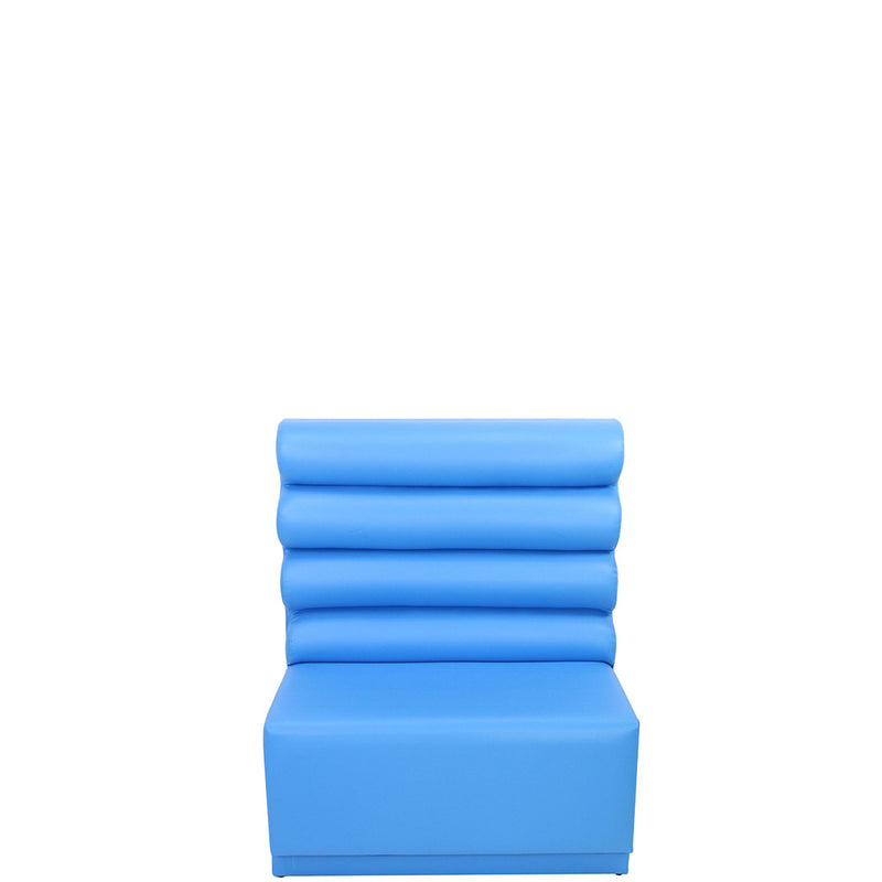 files/momo_tea_booth_seating.jpg