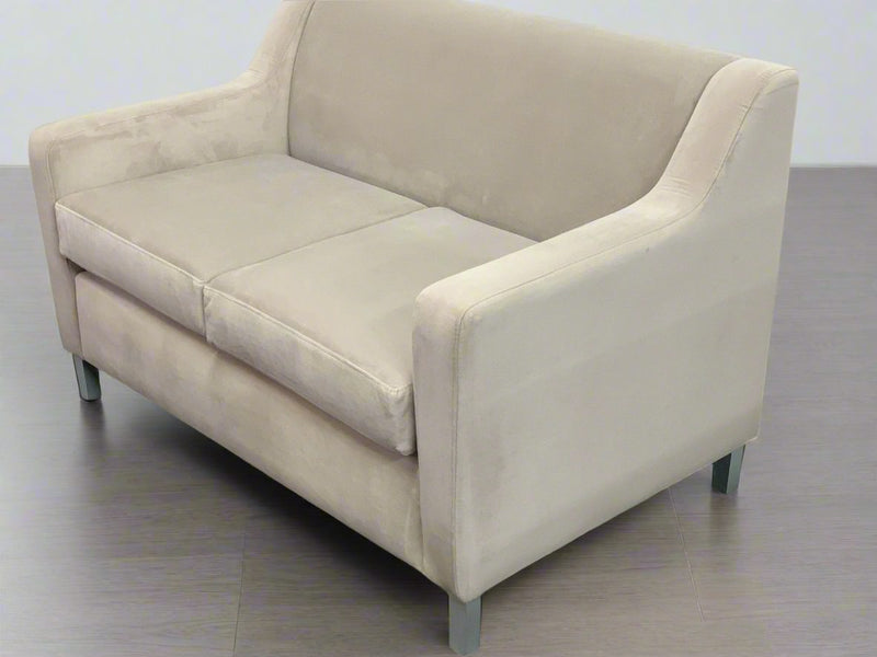 files/noir_sofa_7.jpg