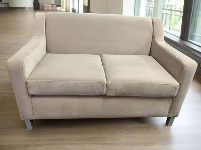 files/noir_sofa_8.jpg