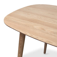 hampton wooden dining table 129cm 3