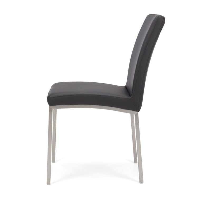 products/florence-chair-black-2_c5b86b8b-a270-47ec-9662-a60d826072af.jpg