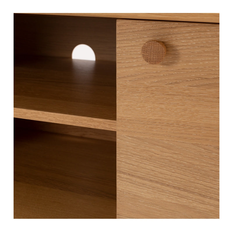 products/hampton_wooden_entertainment_unit_6.jpg