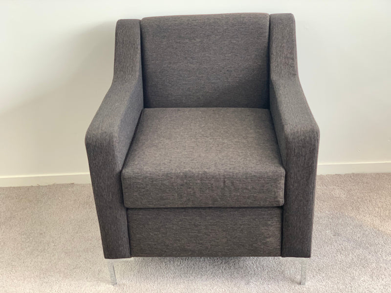products/noir_commercial_armchair_6.jpg