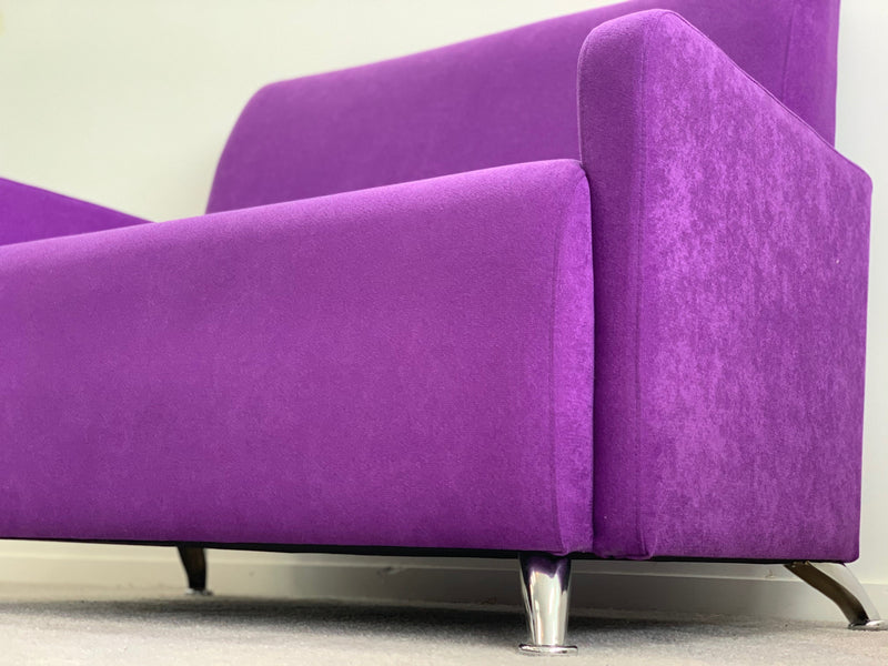 products/osaka_3_seater_commercial_sofa_4.jpg