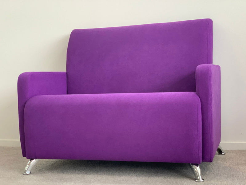 products/osaka_3_seater_commercial_sofa.jpg