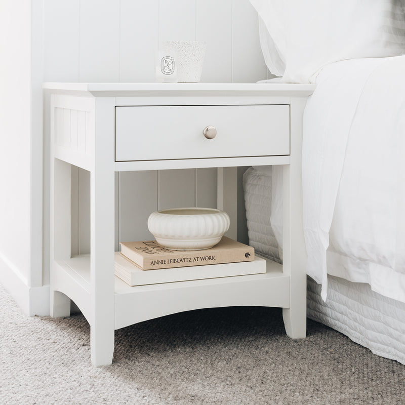 products/paris_1_drawer_bedside_table_10.jpg