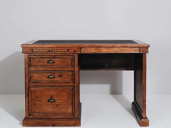 senator 3 drawer desk