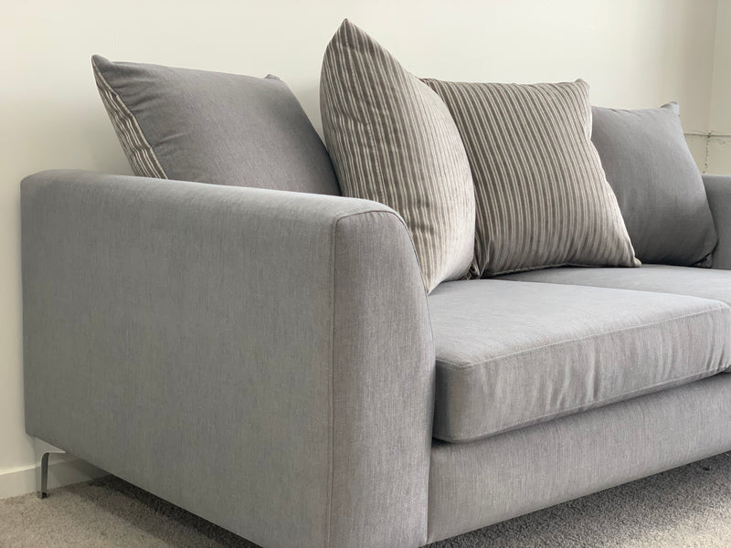 products/tiffany_sofa_11.jpg